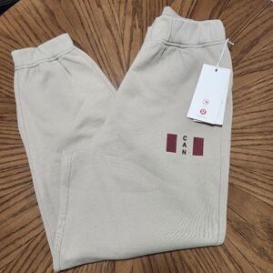 NWT LULULEMON JOGGERS